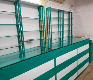 Medical Store Display Shelves for Wellness & Healthcare Products