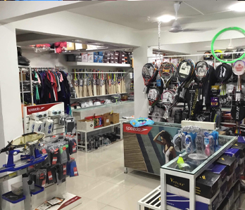 Apparel Racks and Display Fixtures for Clothing Stores